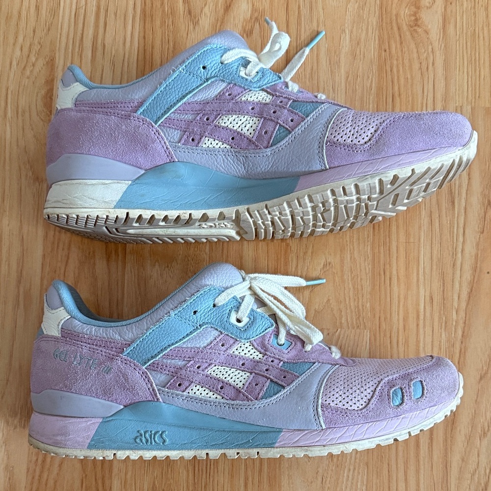 Asics Gel Lyte III Men’s Sneakers in Purple and Blue - Picture 3 of 6